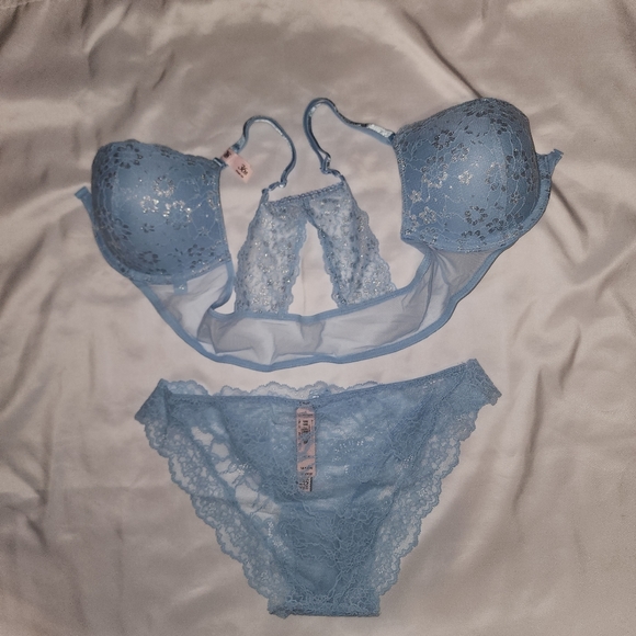{SOLD} Victoria’s Secret Matching Bra & Panty Set, Blue Topaz - 36B/Medium - Picture 5 of 8